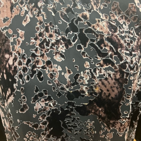 Chicos Sz 2 (large 12) Gorgeous Black  velvet Pull Over Top 3/4  Sleeves Fancy - Picture 2 of 6